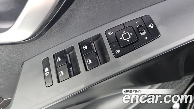Kia Niro 2023 — photo 25