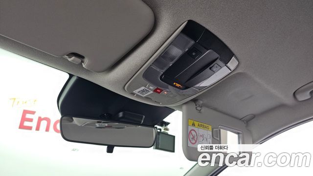 Kia Niro 2023 — photo 28