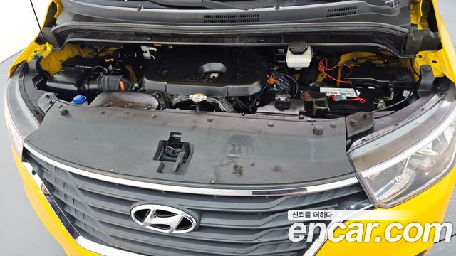 Hyundai Starex 2019 — photo 6