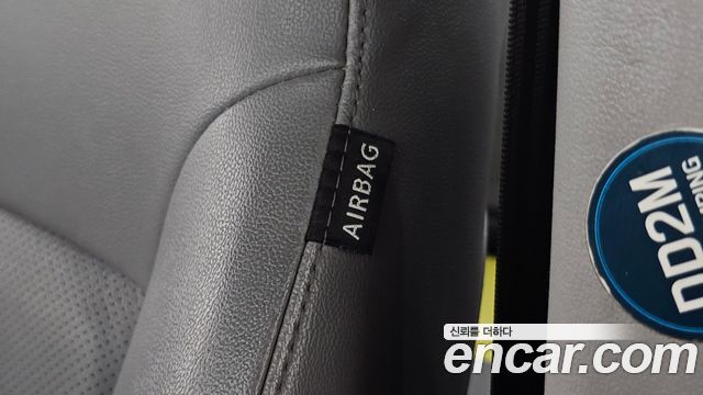 Hyundai Starex 2019 — photo 32