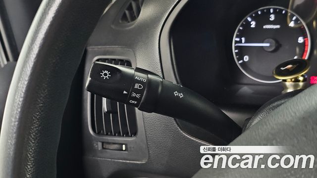 Hyundai Starex 2019 — photo 34