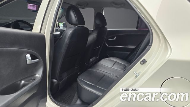 Kia morning 2013 — photo 17