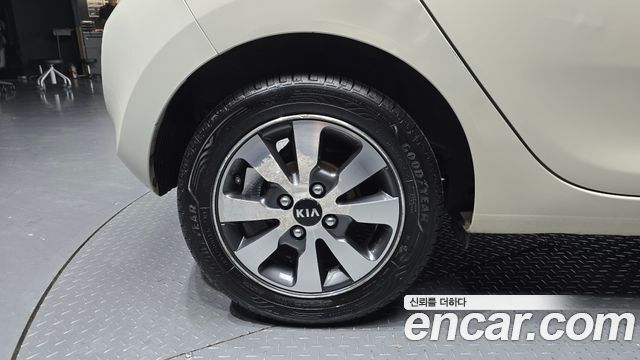 Kia morning 2013 — photo 7