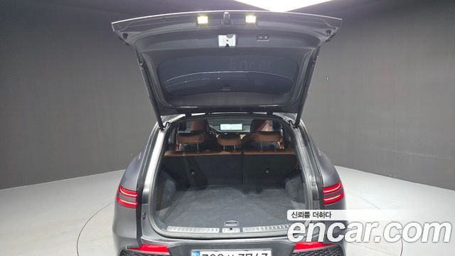 Genesis GV70 2021 — photo 20