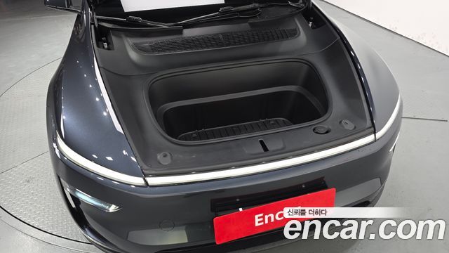 Tesla Model Y 2025 — photo 6