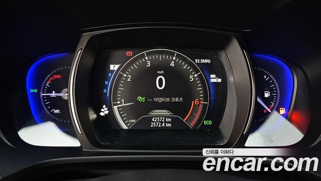 Renault Korea QM6 2022 — photo 11