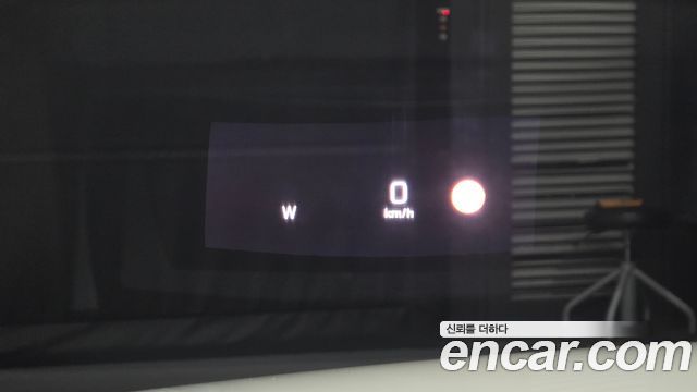 Mercedes-Benz E-Class 2018 — photo 17