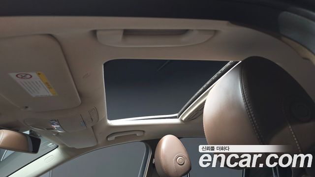 Mercedes-Benz E-Class 2018 — photo 18