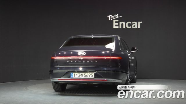 Hyundai Grandeur 2023 — photo 4