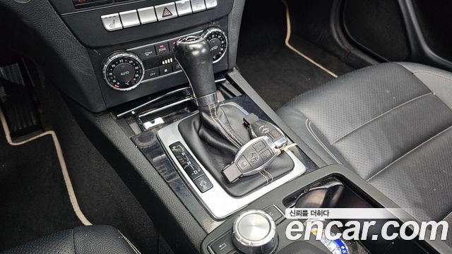 Mercedes-Benz C-Class 2013 — photo 9