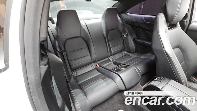 Mercedes-Benz C-Class 2013 — photo 12