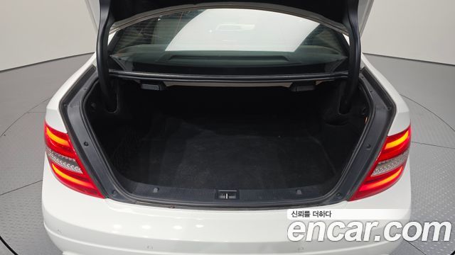Mercedes-Benz C-Class 2013 — photo 20