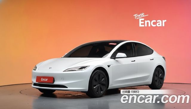 Tesla Model 3 2024 — photo 1