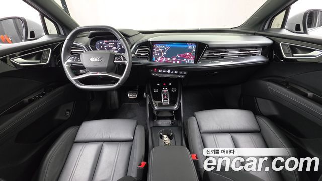 Audi Q4 e-tron 2025 — photo 7