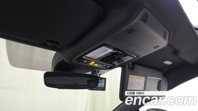 Audi Q4 e-tron 2025 — photo 17