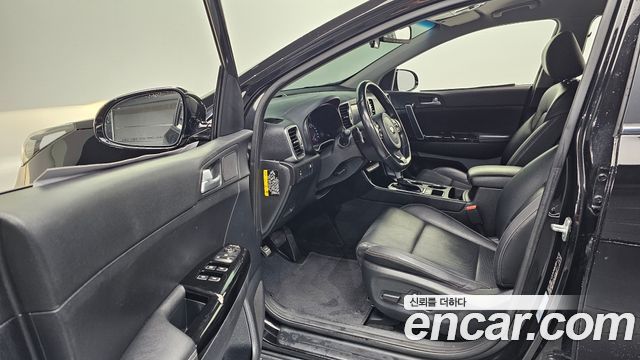 Kia Sportage 2018 — photo 13