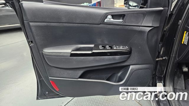 Kia Sportage 2018 — photo 14