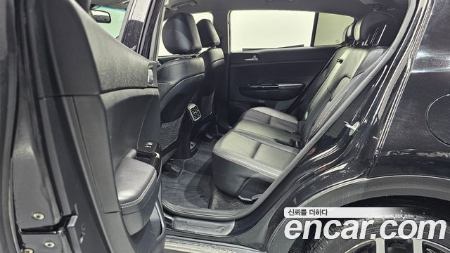 Kia Sportage 2018 — photo 16