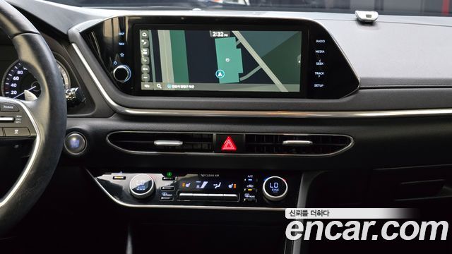 Hyundai Sonata 2021 — photo 19