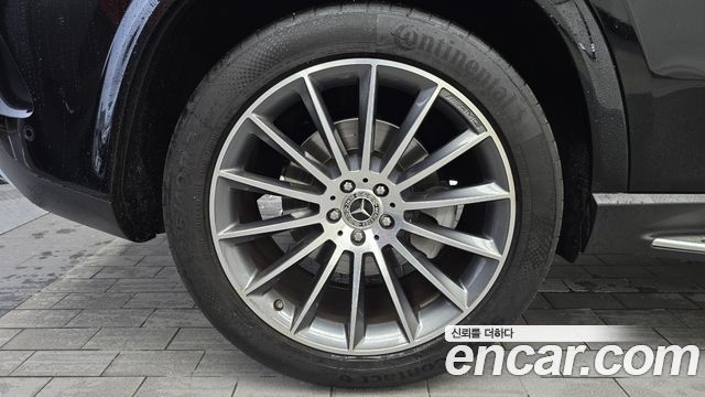 Mercedes-Benz GLE-Class 2024 — photo 5