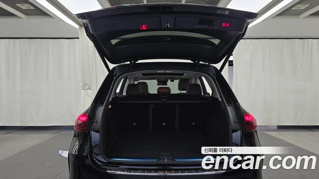 Mercedes-Benz GLE-Class 2024 — photo 26