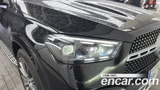 Mercedes-Benz GLE-Class 2024 — photo 8