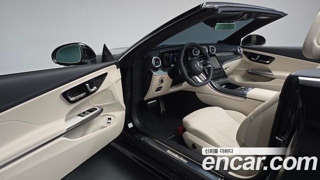 Mercedes-Benz CLE-Class 2026 — photo 13