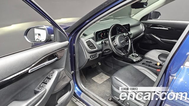 Kia Seltos 2023 — photo 12