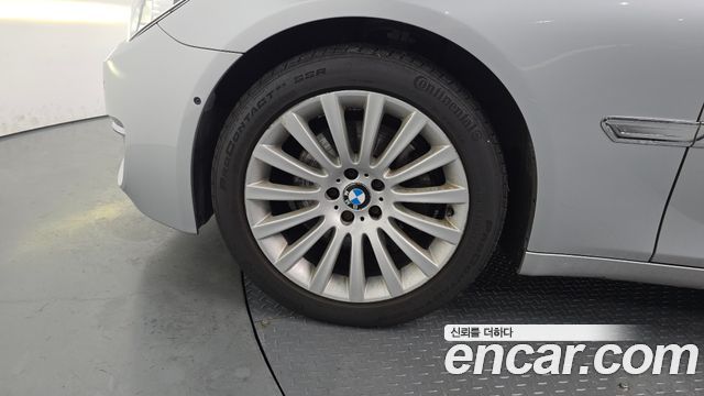 BMW 7-Series 2013 — photo 5
