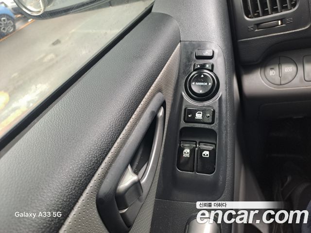 Hyundai Starex 2021 — photo 15
