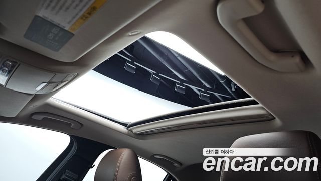 Mercedes-Benz E-Class 2019 — photo 24