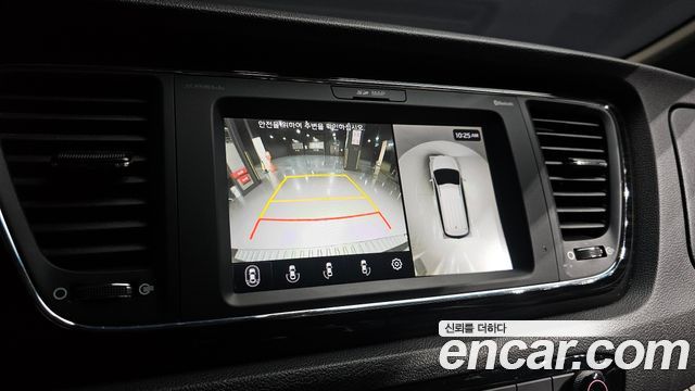 Kia Canival 2019 — photo 15