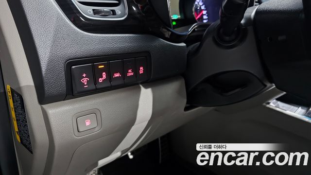 Kia Canival 2019 — photo 17