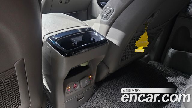 Kia Canival 2019 — photo 19