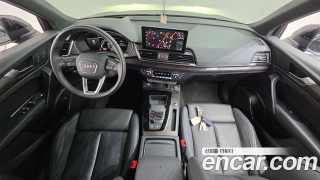 Audi Q5 2023 — photo 10