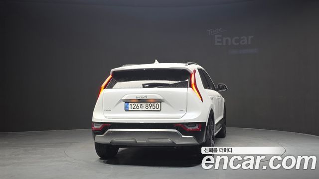 Kia Niro 2022 — photo 4