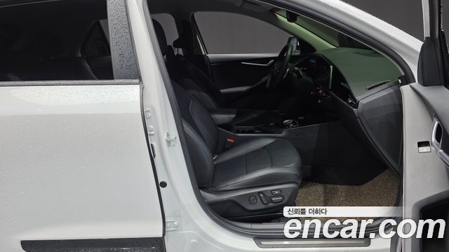 Kia Niro 2022 — photo 11