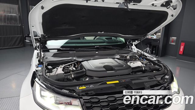 Land Rover Discovery 2025 — photo 6