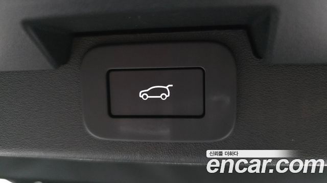 Land Rover Discovery 2025 — photo 33