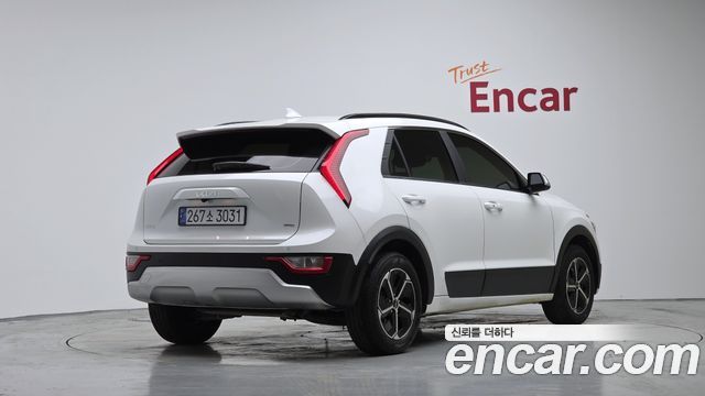 Kia Niro 2024 — photo 2