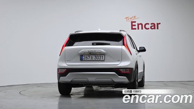 Kia Niro 2024 — photo 4