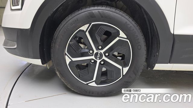 Kia Niro 2024 — photo 5