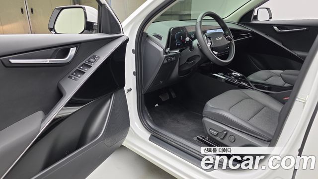 Kia Niro 2024 — photo 10