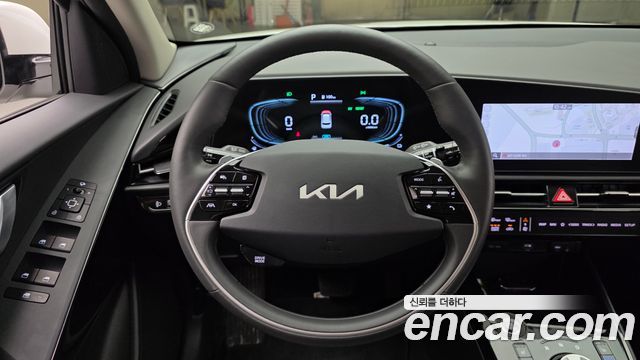 Kia Niro 2024 — photo 13