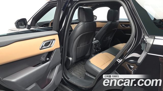 Land Rover Range Rover Velar 2025 — photo 16