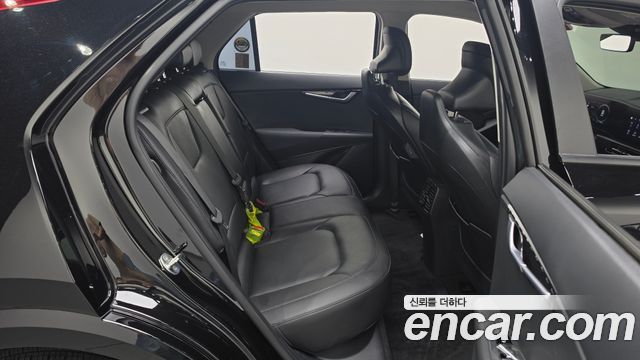 Kia Niro 2023 — photo 17