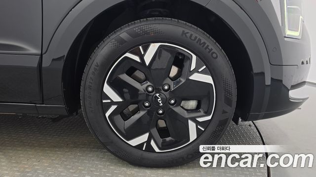Kia Niro 2023 — photo 7