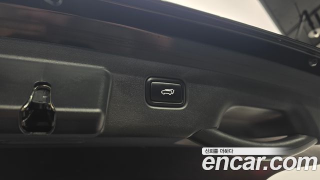 Kia Niro 2023 — photo 28