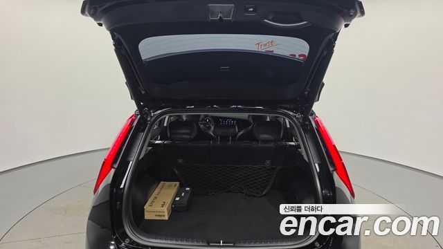 Kia Niro 2023 — photo 29