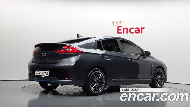 Hyundai Ioniq 2016 — photo 2